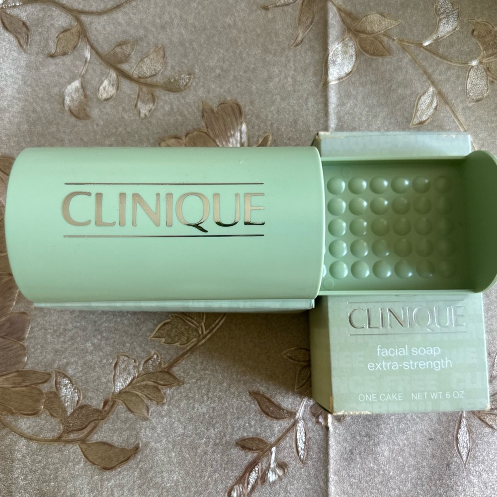 Vintage Clinique Soap Dish with Original Box (Dish ONLY) - Picture 14 of 14